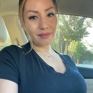 Meet your Posher, Angelica